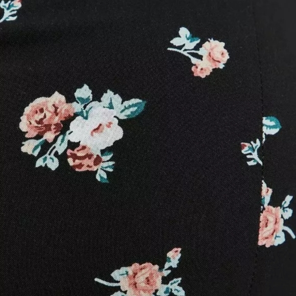 💚HP💚NWT Torrid Sweetheart Black Pink Floral Handkerchief Challis Midi Dress - Picture 3 of 15